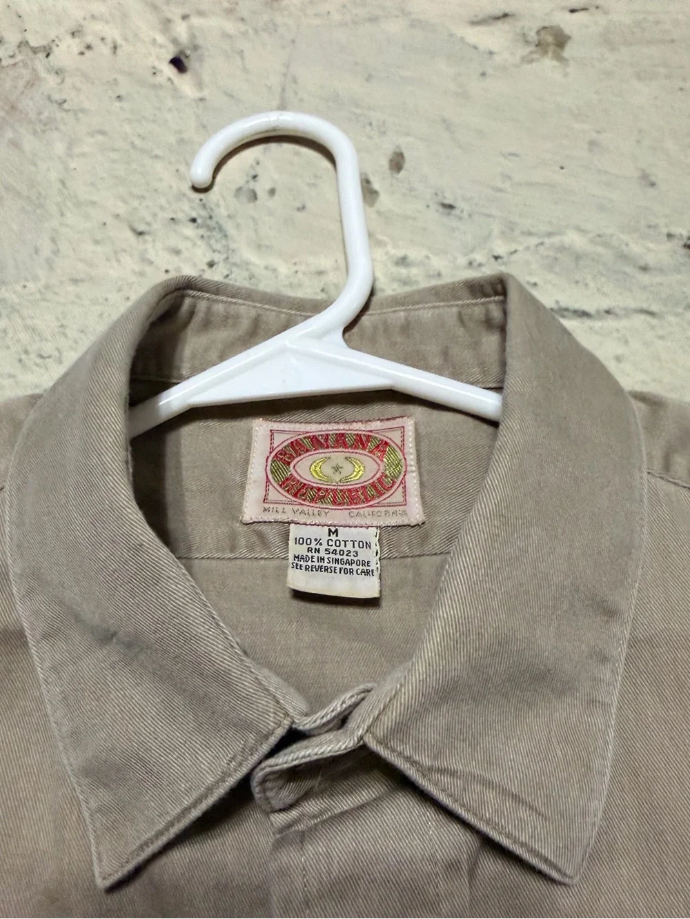Banana Republic Mill Valley California Men's Beige B-Down Utility Safari Shirt